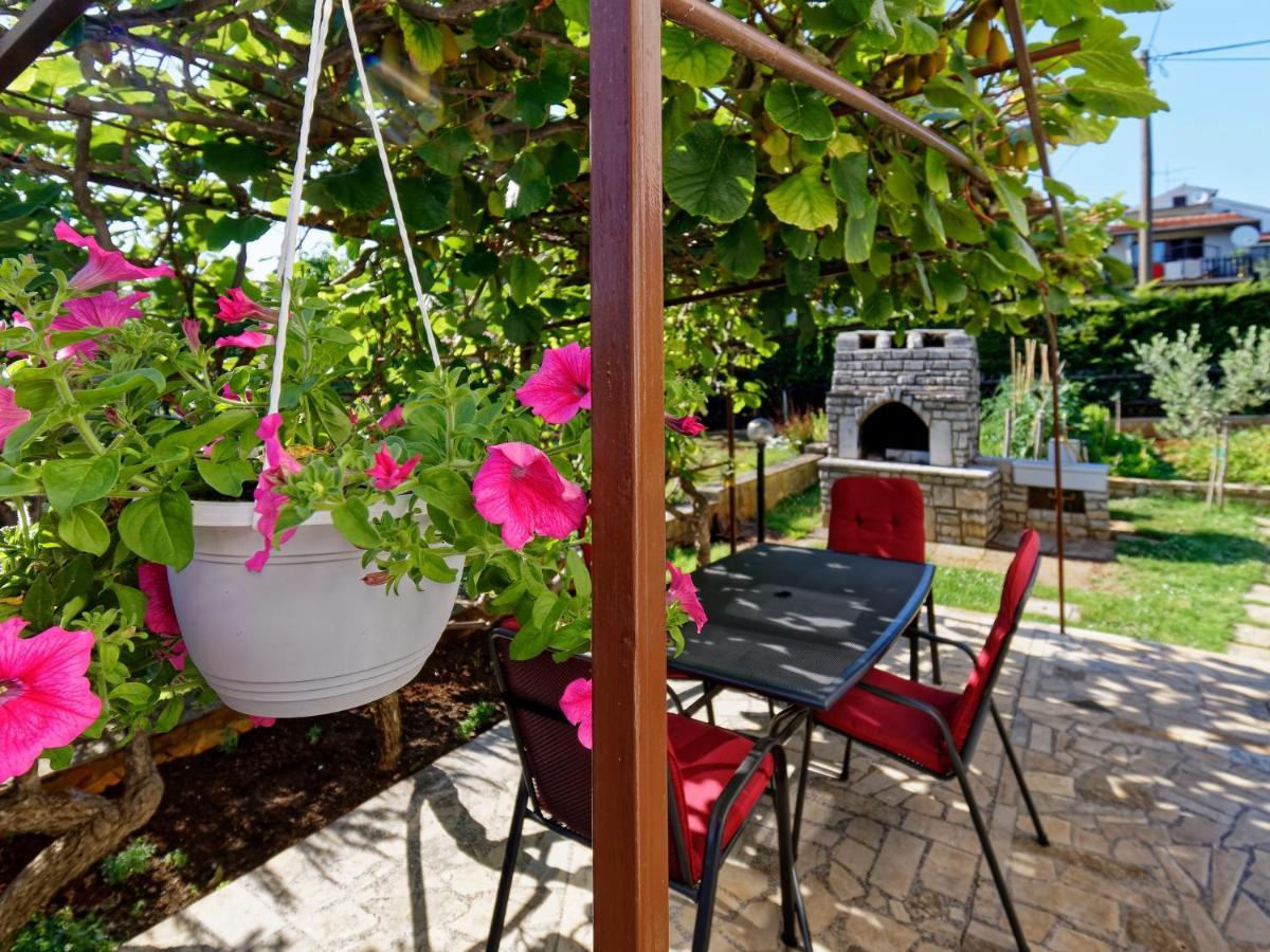 Apartments Marta By Rent Istria Novigrad  Ngoại thất bức ảnh